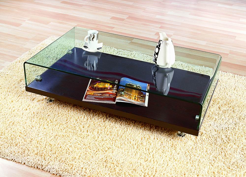 Curve Glass of Tea Table